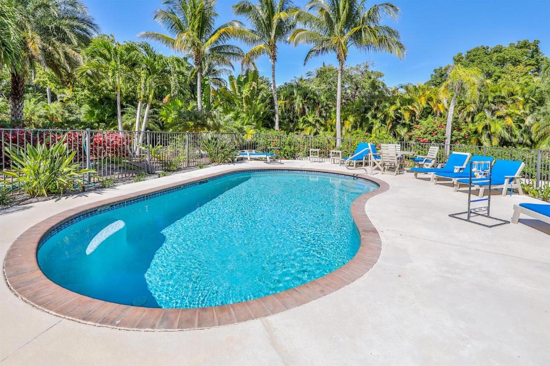 Photo of Others in Captiva