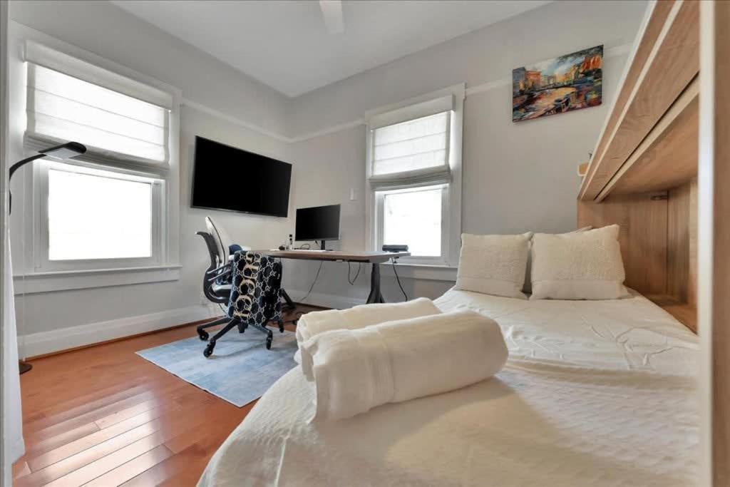Photo of Bedroom in South Seminole Heights