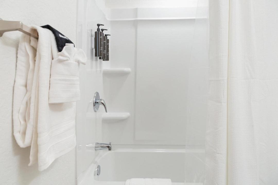 Photo of Bathroom in Golden Gate