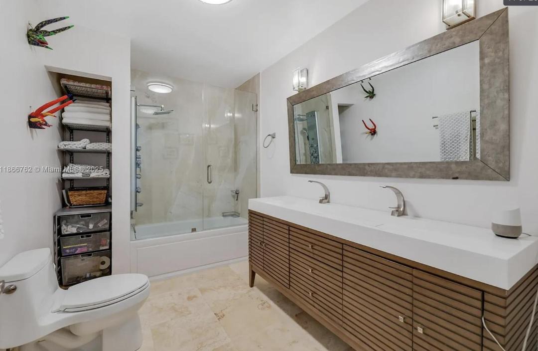Photo of Bathroom in Coral Gables Section