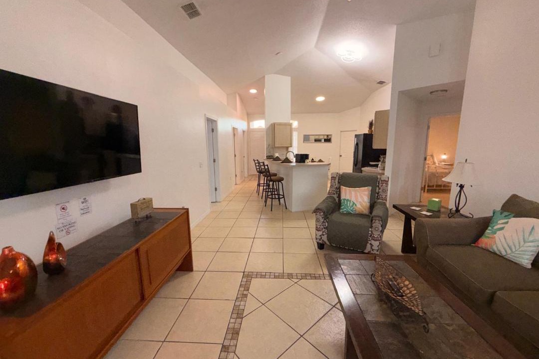 Photo of Livingroom in Royal Palms