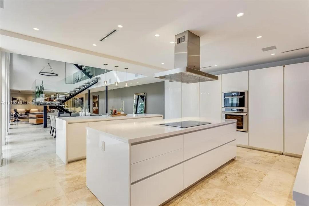 Photo of Kitchen in Northeast Coconut Grove