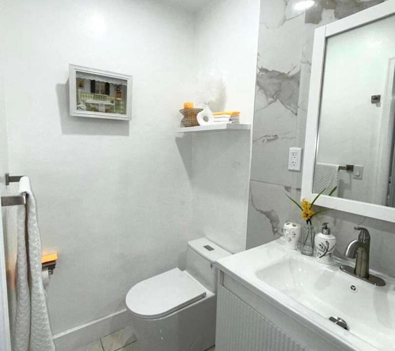 Photo of Bathroom in Sunrise
