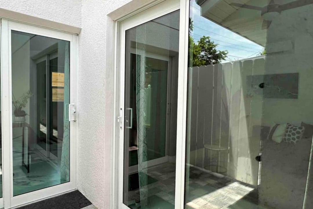 Photo of Patio Balcony in Bay Acres