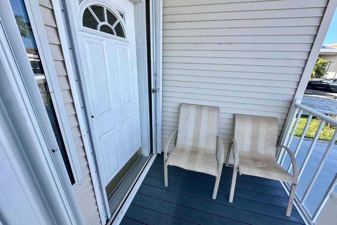 Photo of Patio Balcony in Nettles Island