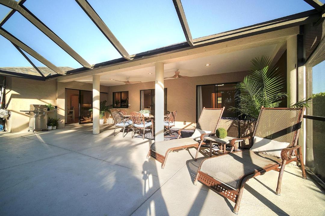 Photo of Patio Balcony in East Naples