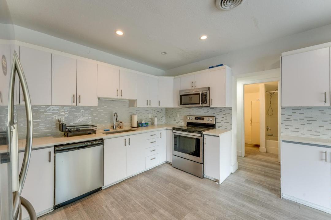 Photo of Kitchen in North Central Hollywood