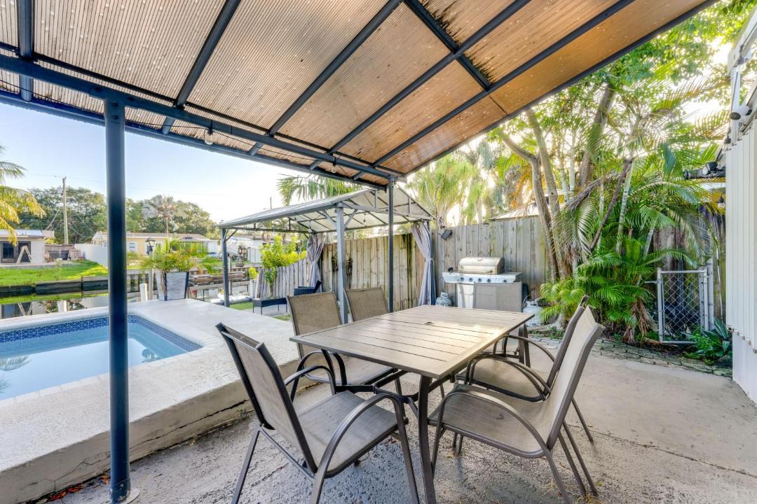 Photo of Patio Balcony in North Central Hollywood