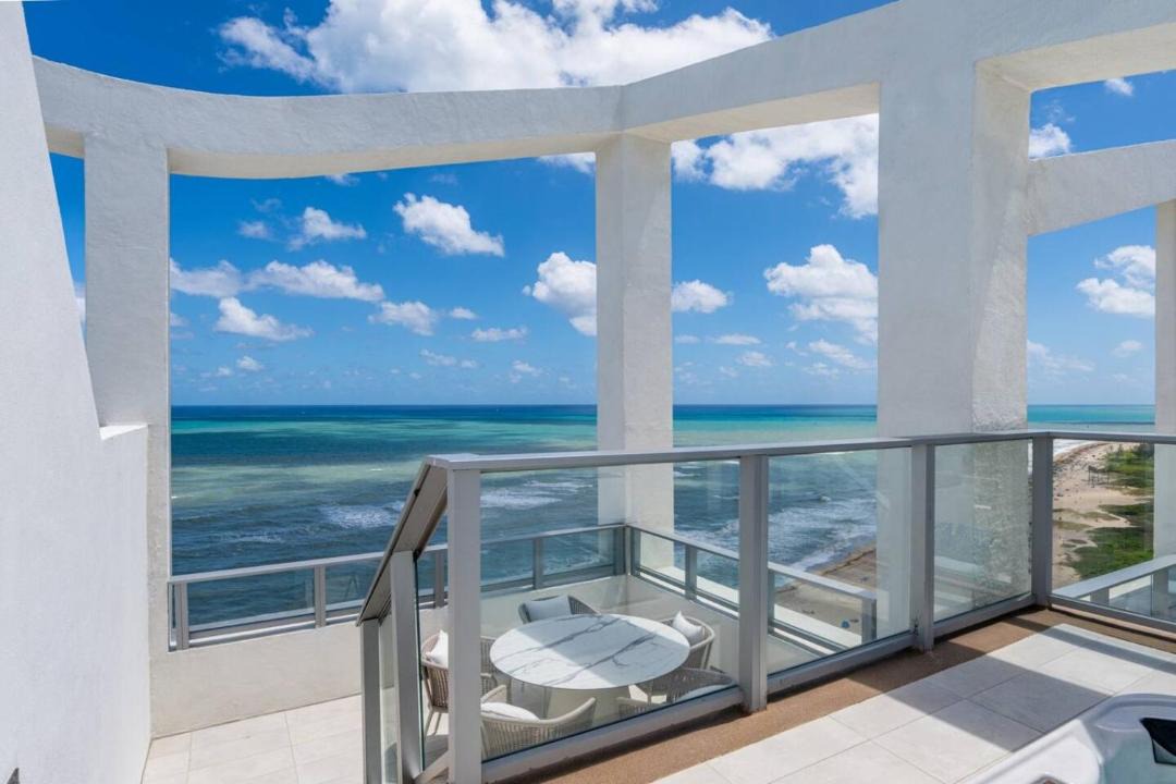 Photo of Patio Balcony in Singer Island