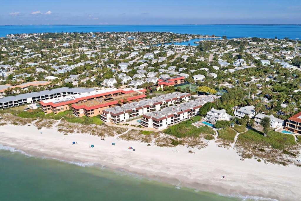 Photo of Others in Holmes Beach