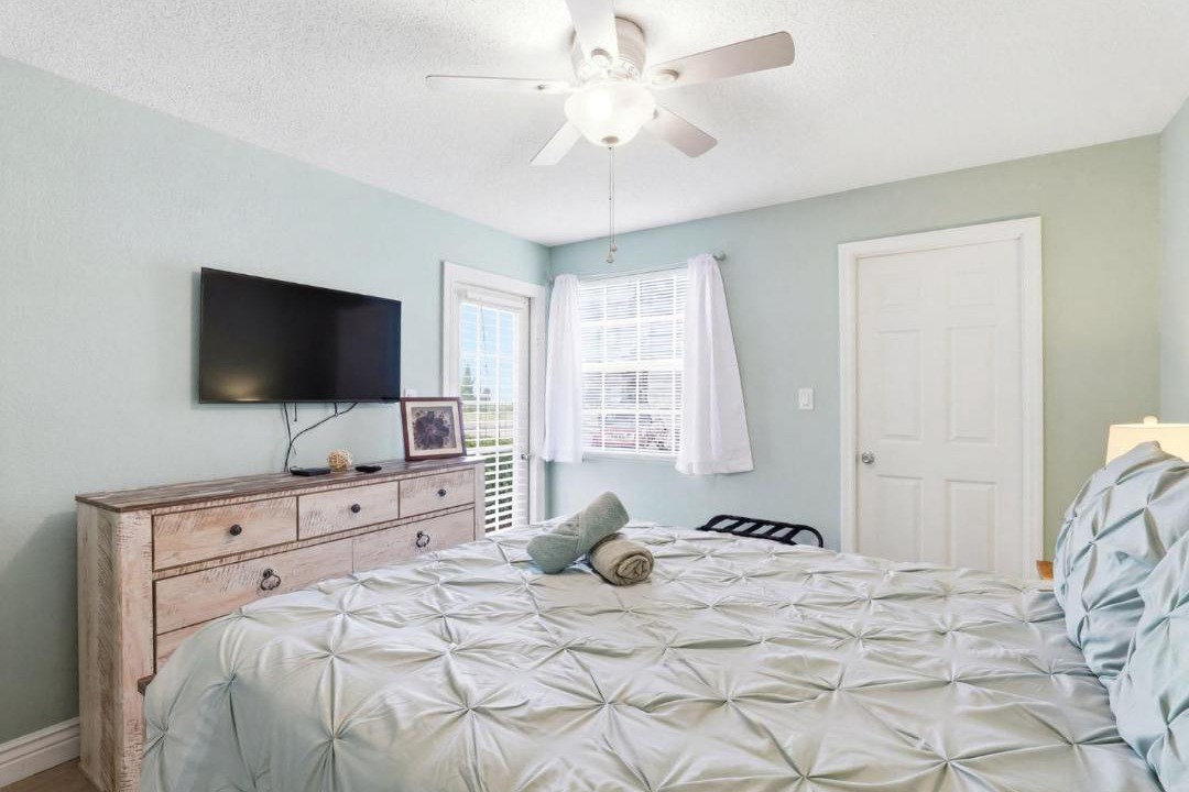 Photo of Bedroom in Ocean Side Village