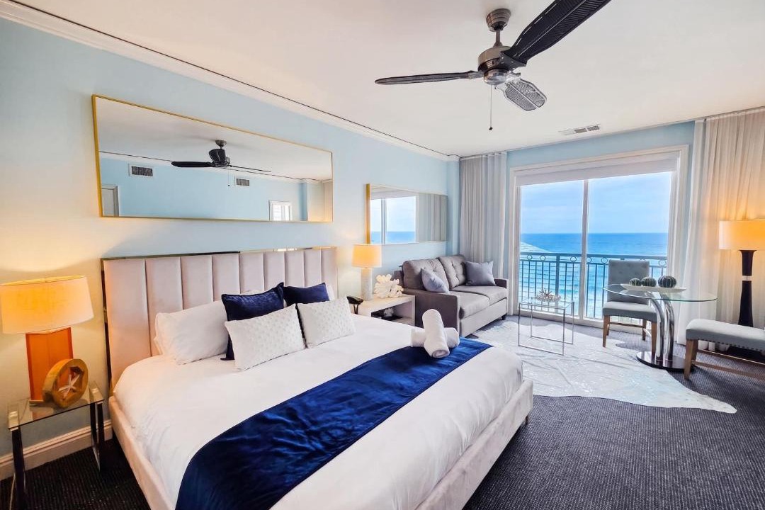 Photo of Bedroom in Key Biscayne
