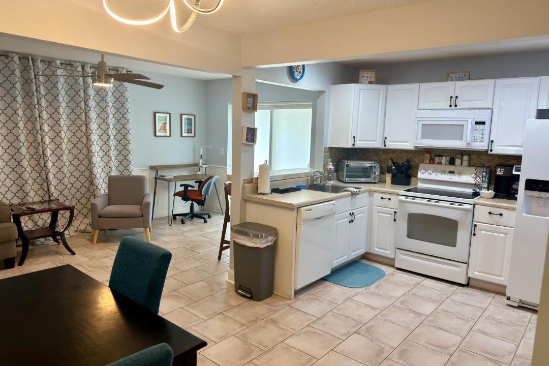 Photo of Kitchen in Cypress Gardens