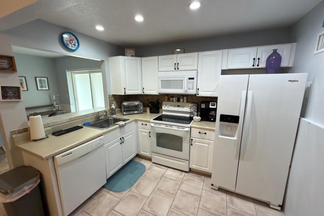 Photo of Kitchen in Cypress Gardens
