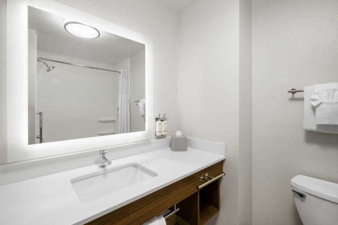 Photo of Bathroom in Lake Wales