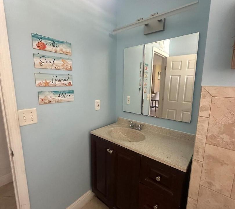 Photo of Bathroom in Lake Park