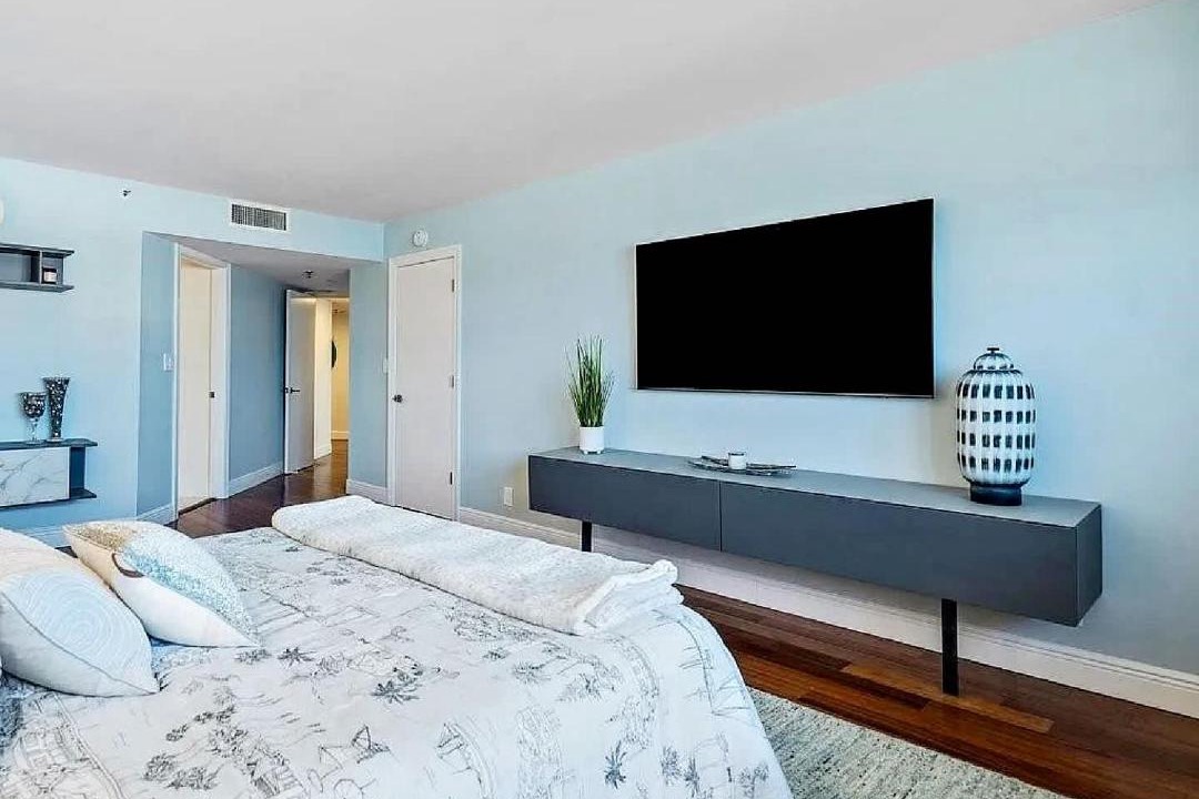Photo of Bedroom in Highland Beach