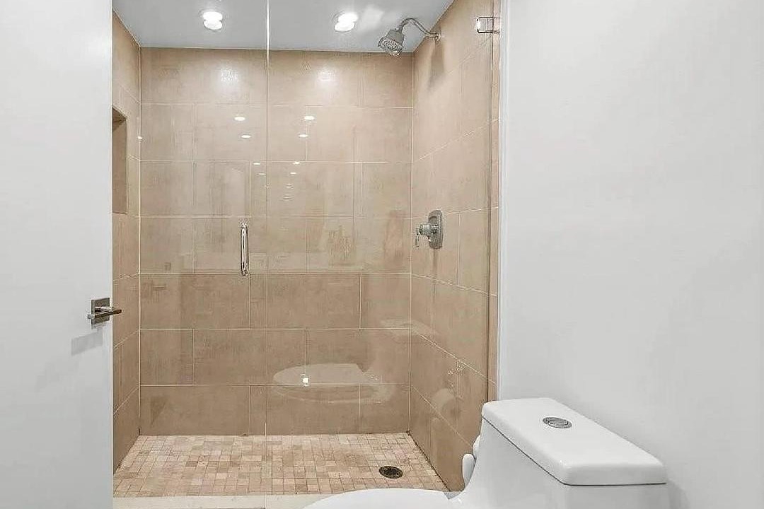Photo of Bathroom in Highland Beach