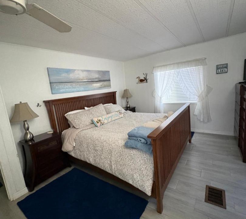 Photo of Bedroom in Buckhead Ridge
