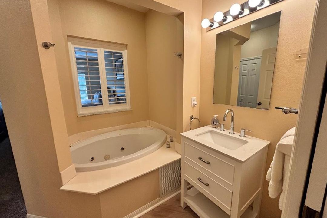 Photo of Bathroom in Port Saint Lucie
