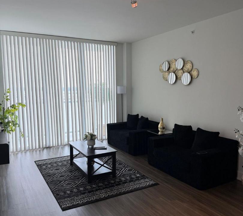 Photo of Livingroom in Edgewood