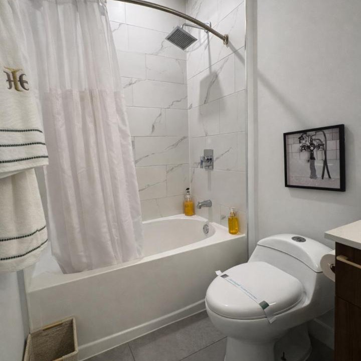 Photo of Bathroom in Overtown