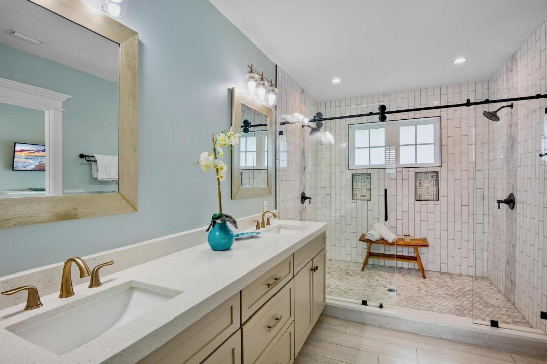 Photo of Bathroom in Holmes Beach