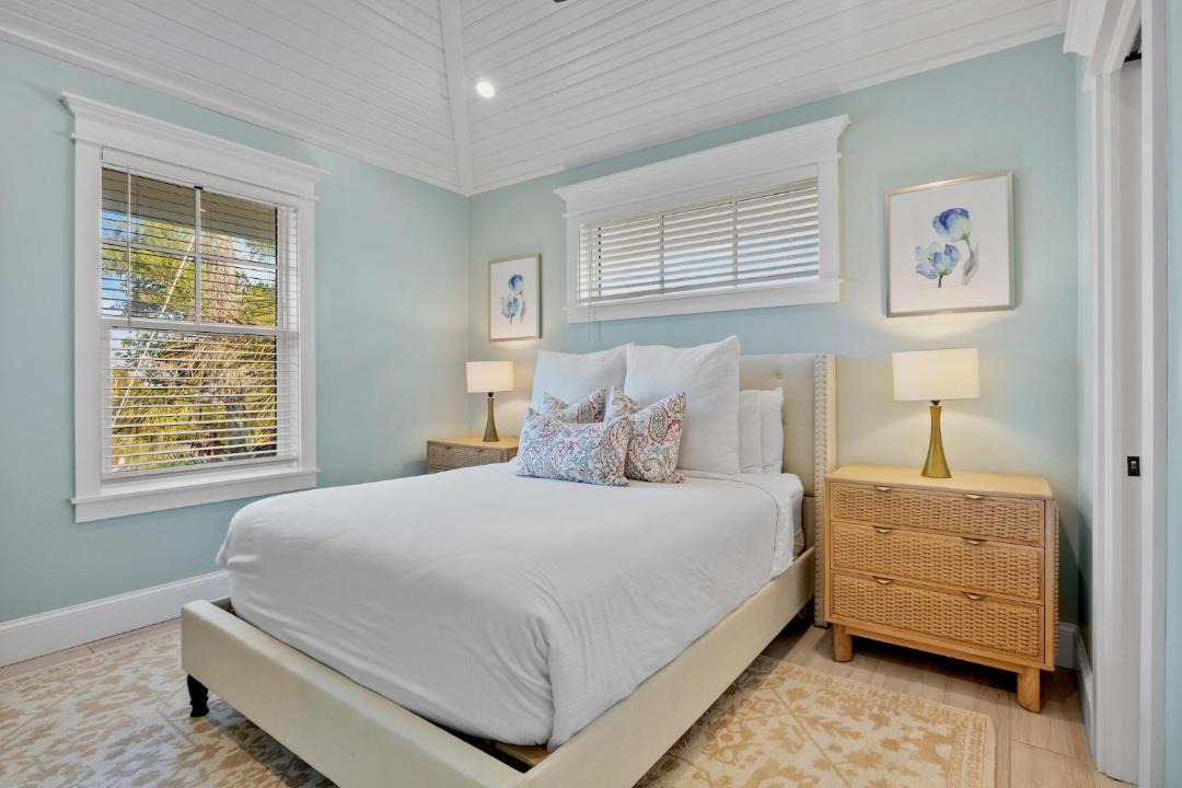 Photo of Bedroom in Holmes Beach