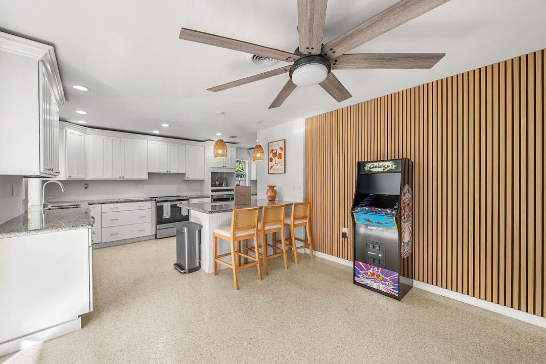 Photo of Kitchen in Lake Clarke Shores