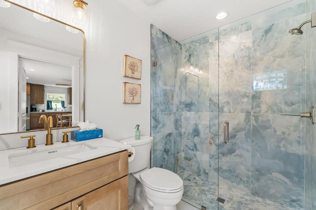 Photo of Bathroom in Jensen Beach