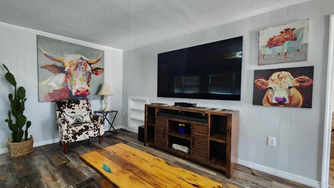 Photo of Livingroom in River Ranch
