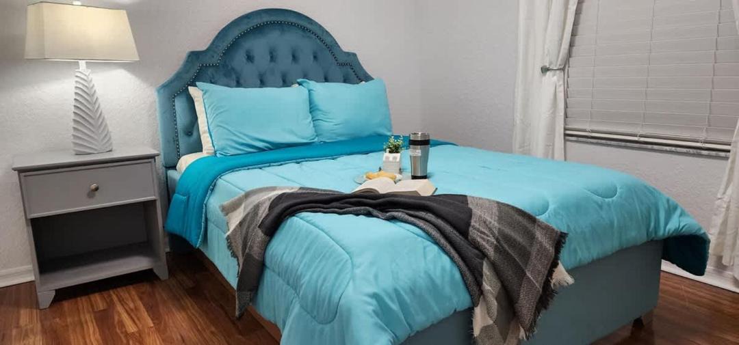 Photo of Bedroom in Regal Palms