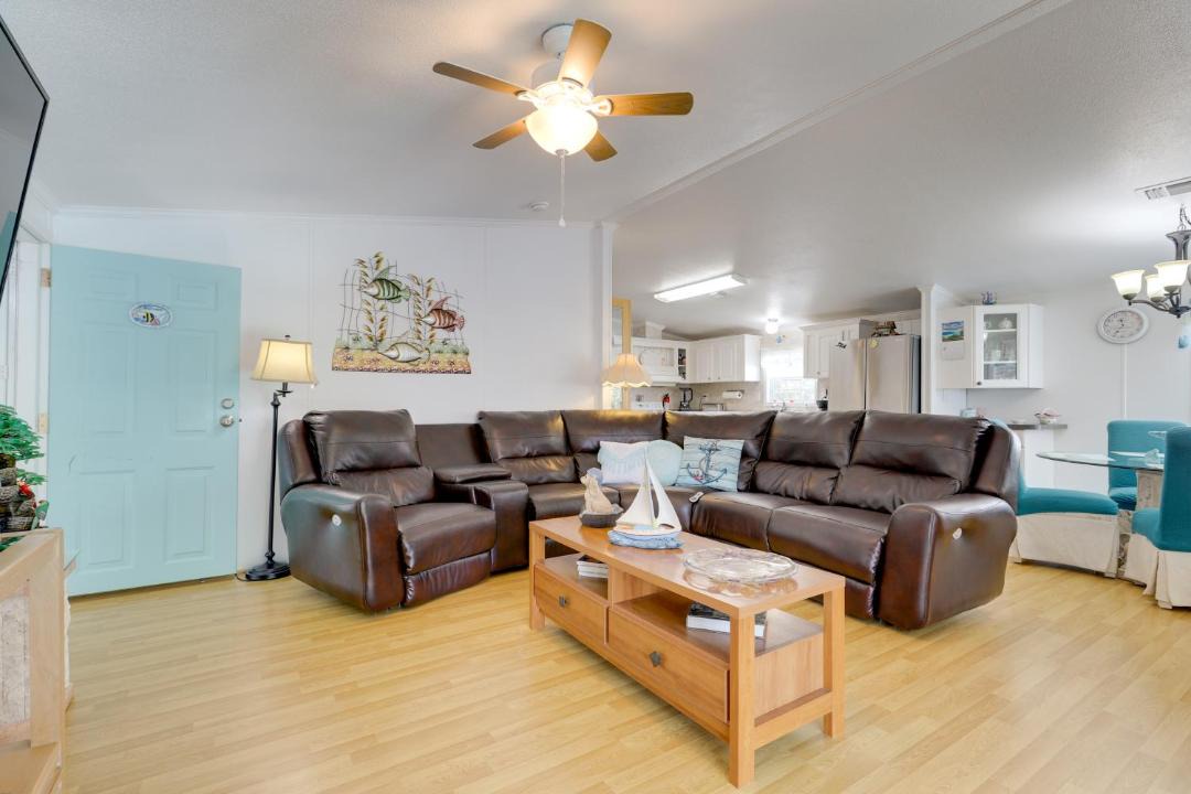 Photo of Livingroom in Stuart