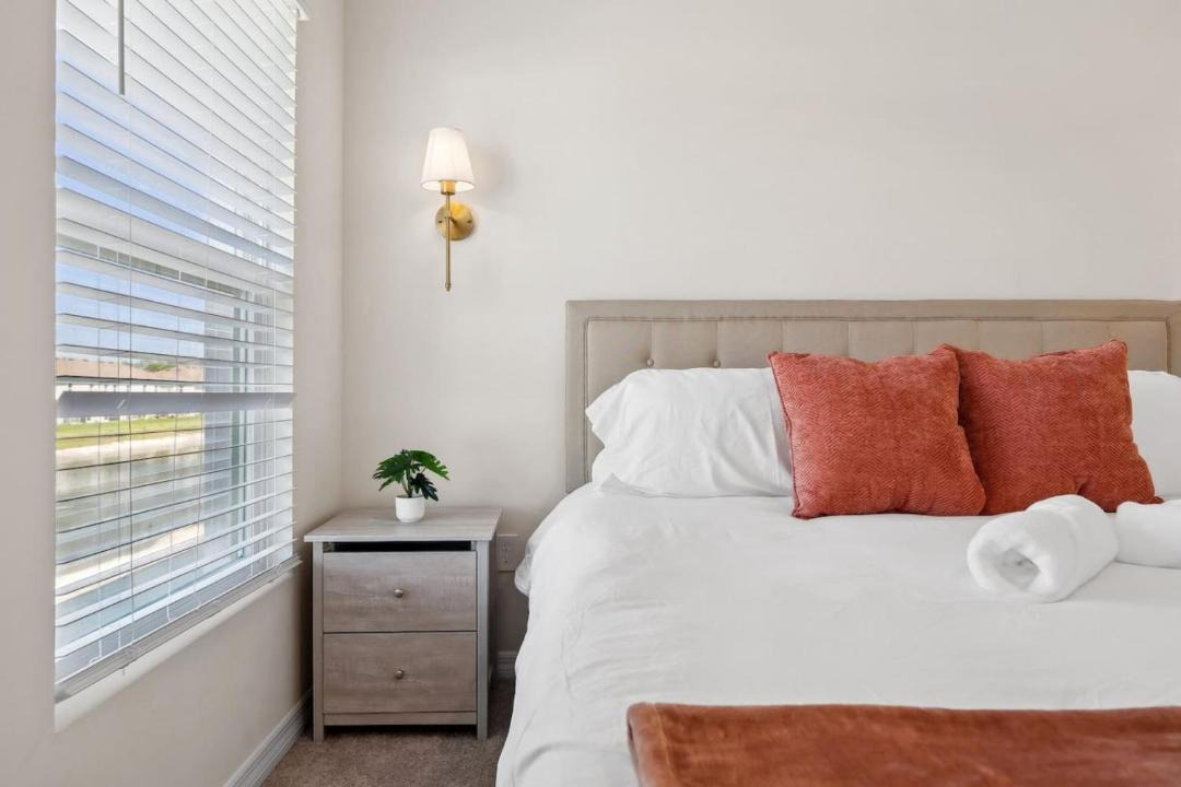 Photo of Bedroom in Naples