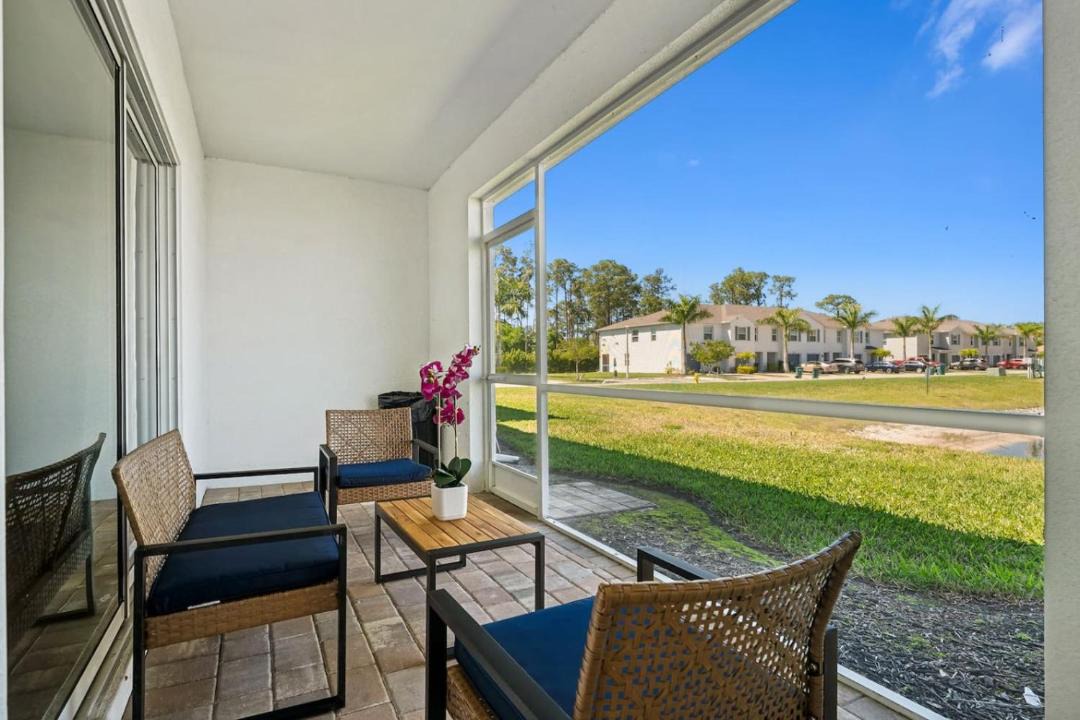 Photo of Patio Balcony in Naples