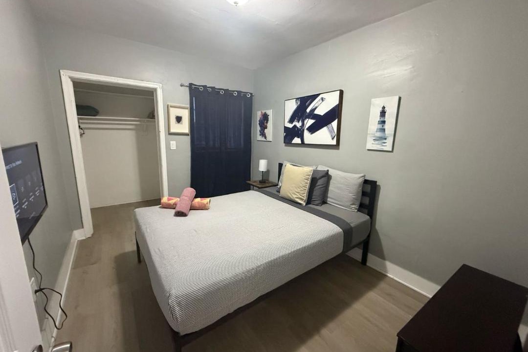 Photo of Bedroom in Little Haiti