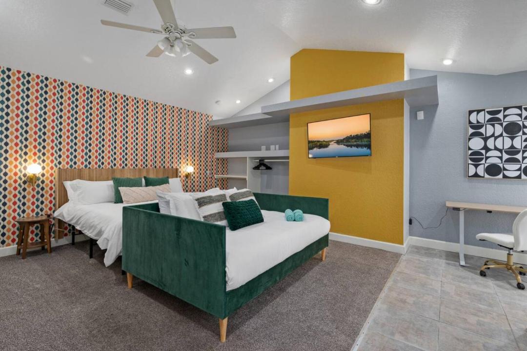 Photo of Bedroom in Auburndale