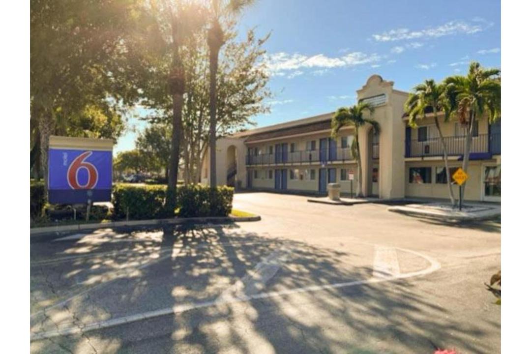 Photo of Others in Riviera Beach