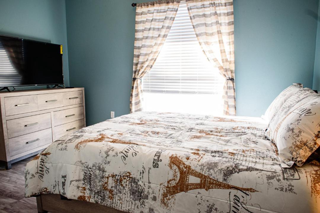 Photo of Bedroom in Lakeland