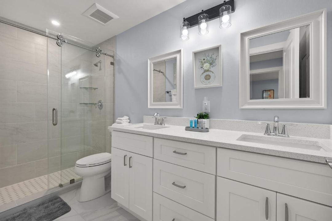 Photo of Bathroom in Naples Park