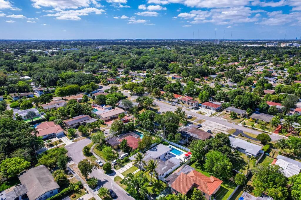 Photo of Others in North Miami