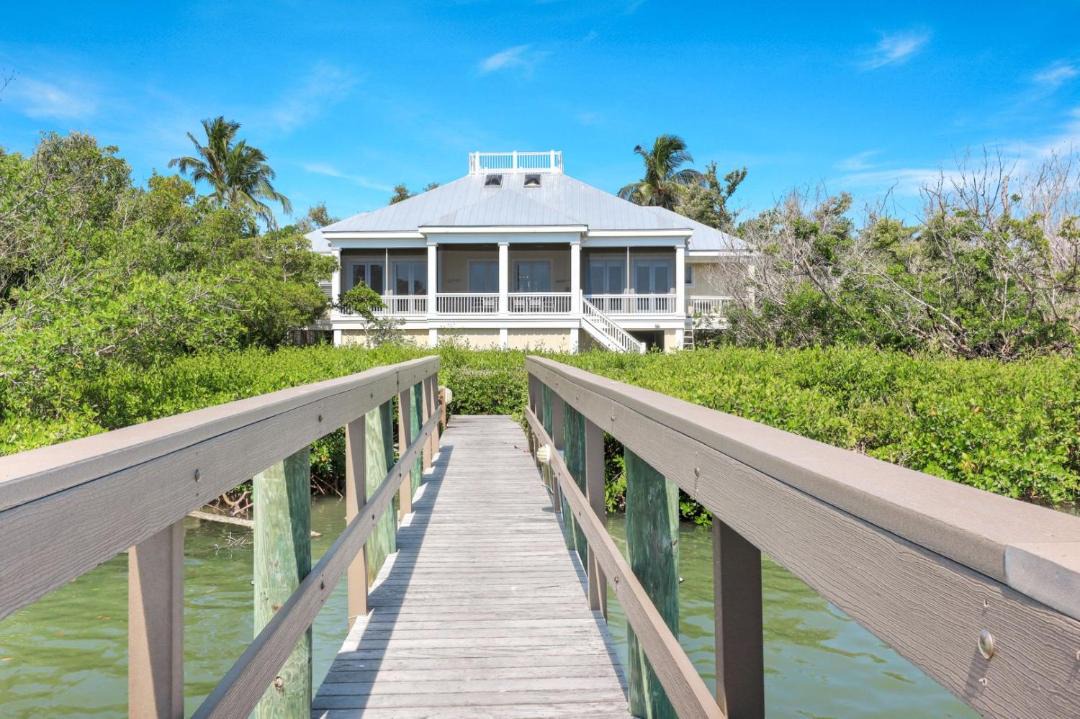 Photo of Others in Captiva