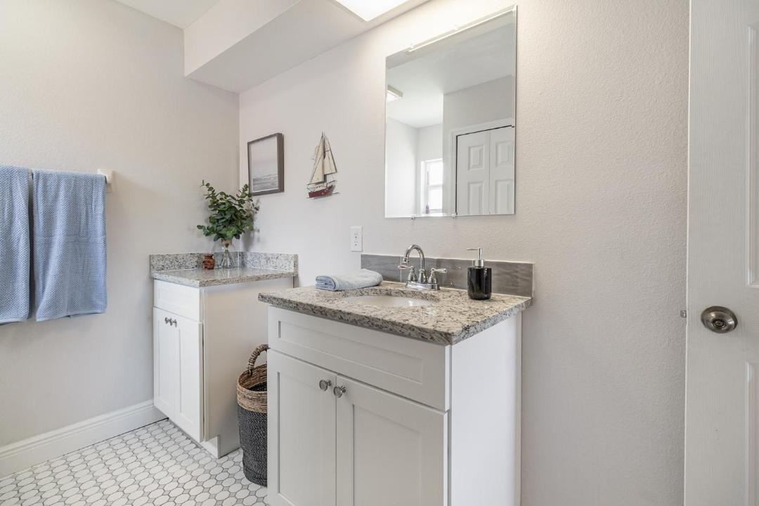 Photo of Kitchen in Lakeside