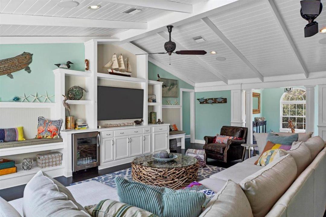 Photo of Livingroom in Englewood