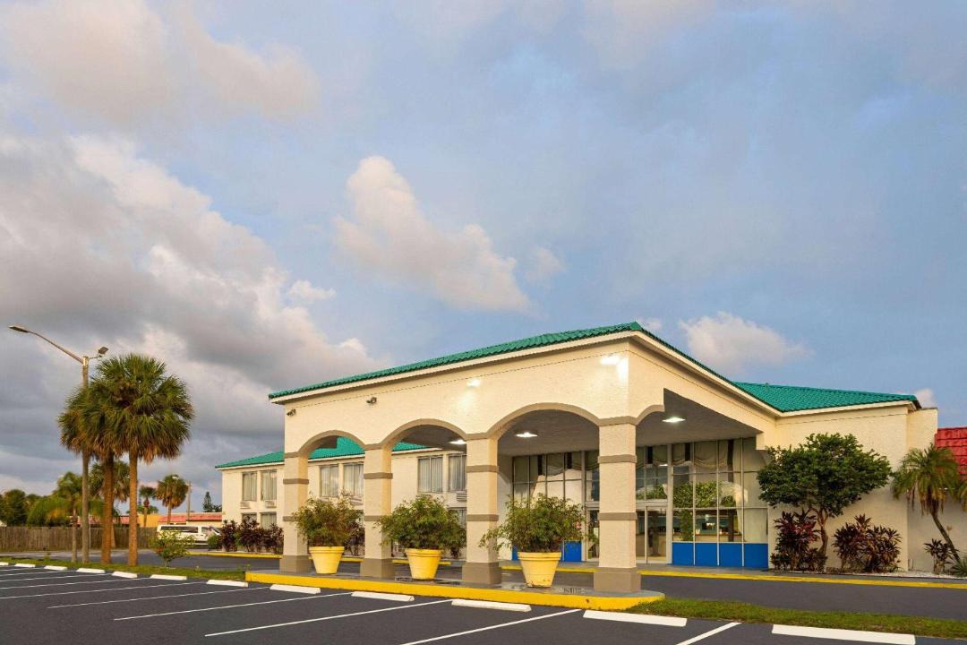Photo of Others in Fort Pierce