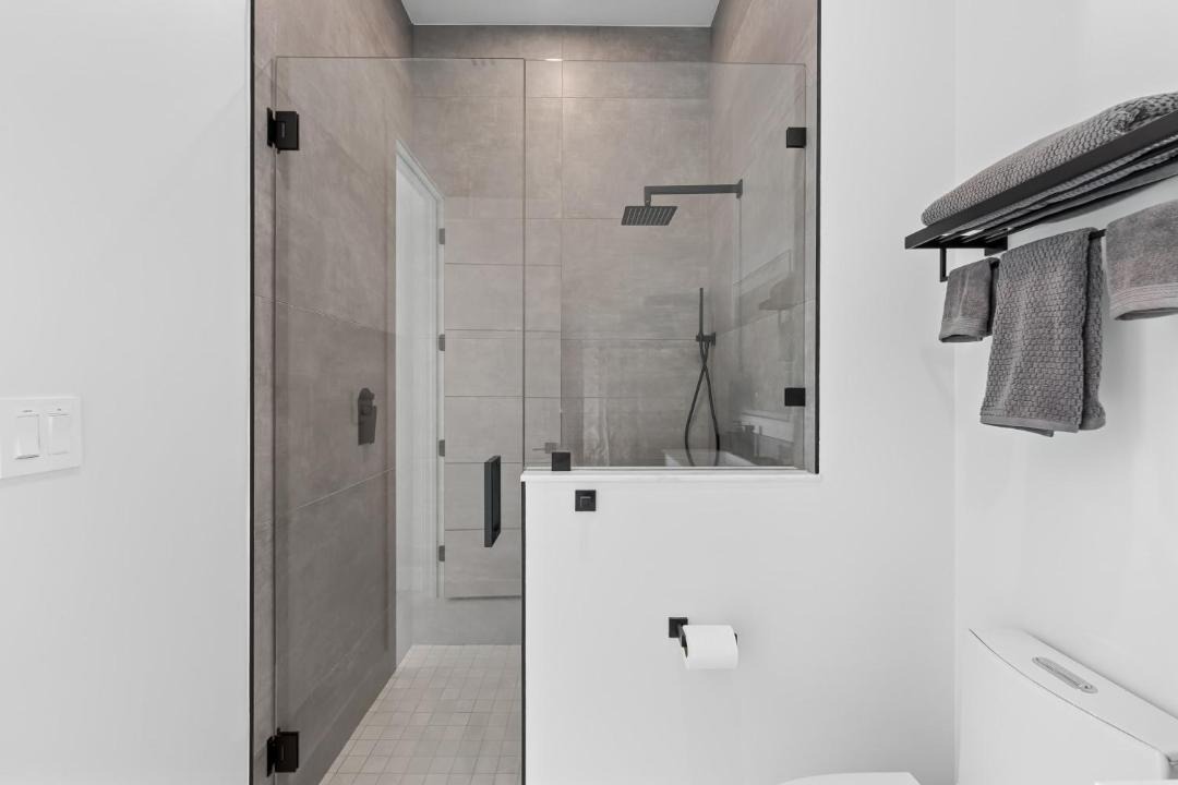 Photo of Bathroom in Marathon