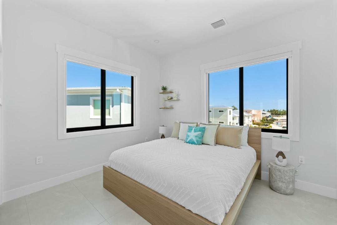 Photo of Bedroom in Marathon