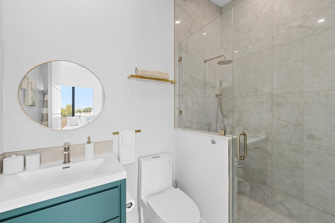 Photo of Bathroom in Marathon