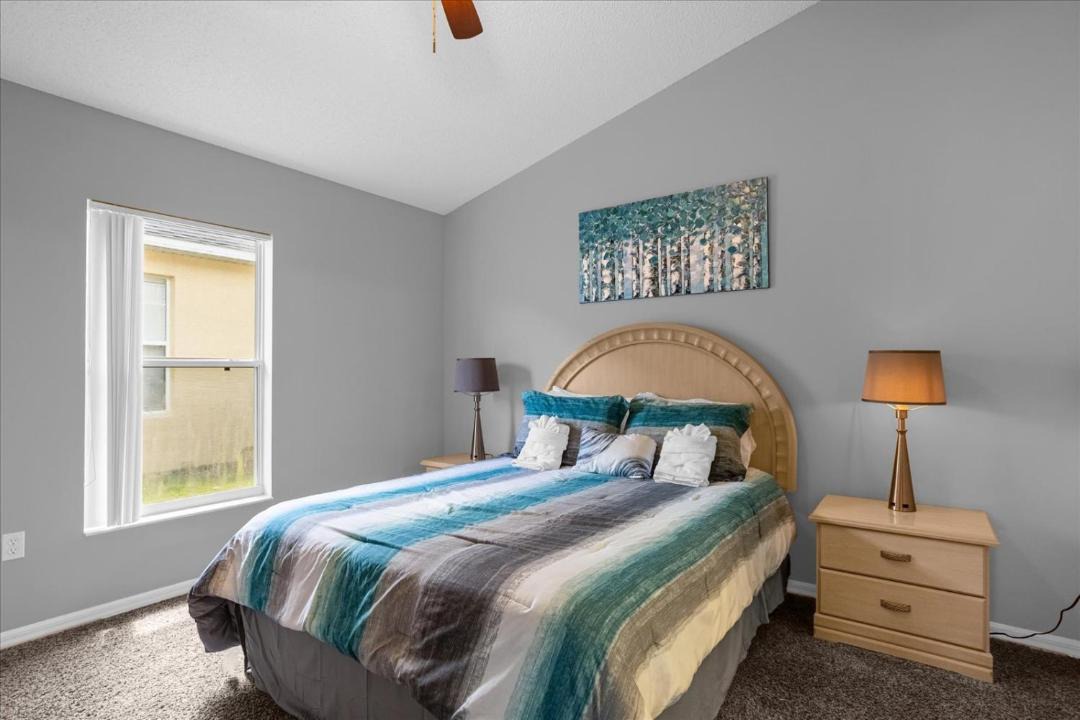 Photo of Bedroom in Tivoli Manor