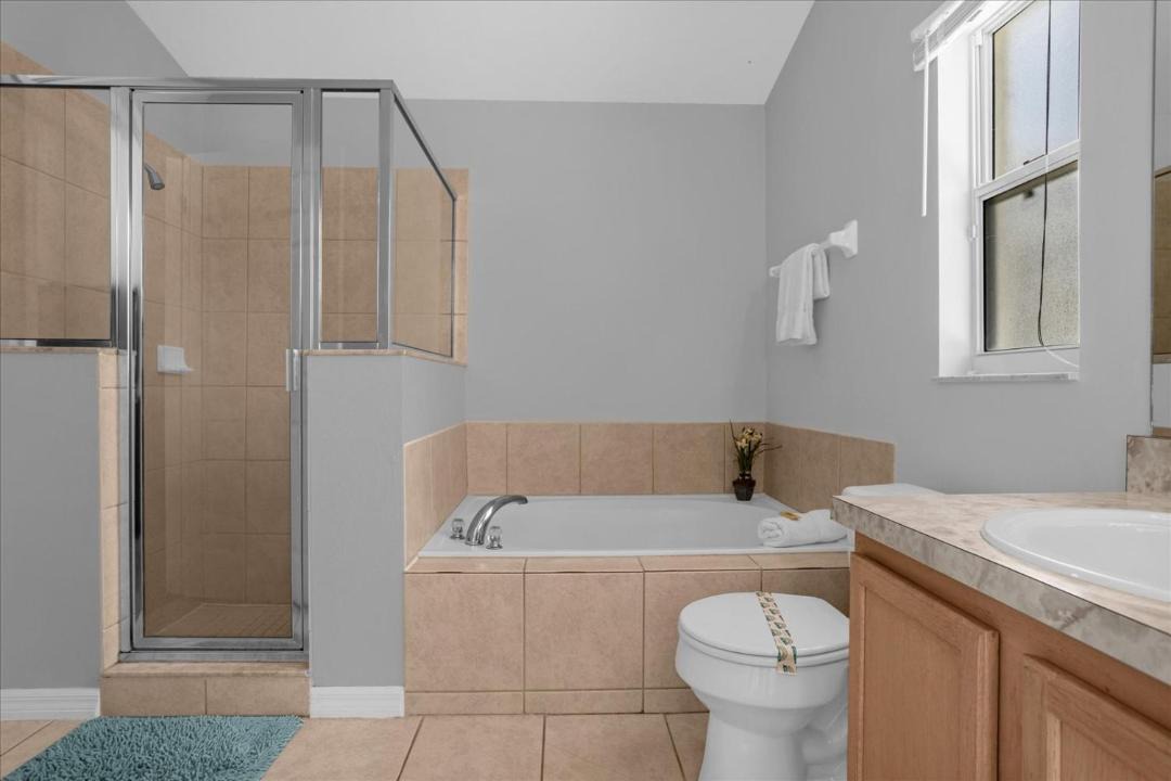 Photo of Bathroom in Tivoli Manor